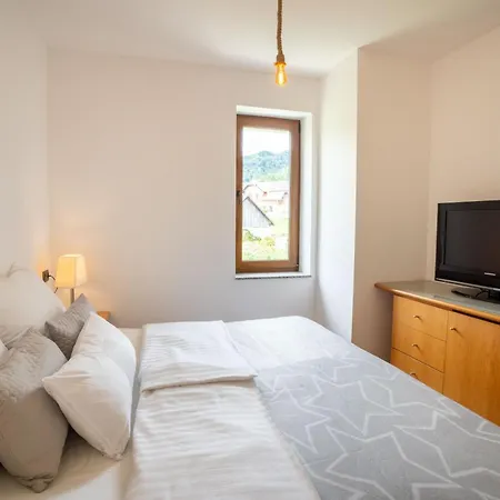 Apartment Hom At Vintgar Zgornje Gorje