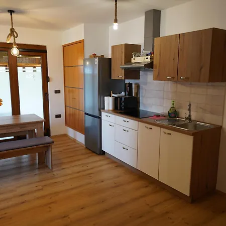 Hom At Vintgar Apartment Zgornje Gorje