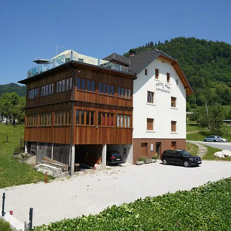 Hom At Vintgar Zgornje Gorje